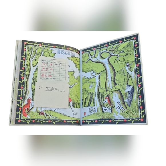 Vintage Illustrated 'The Story of Johnny Appleseed' 1974 Retired Library Book - Picture 4 of 11